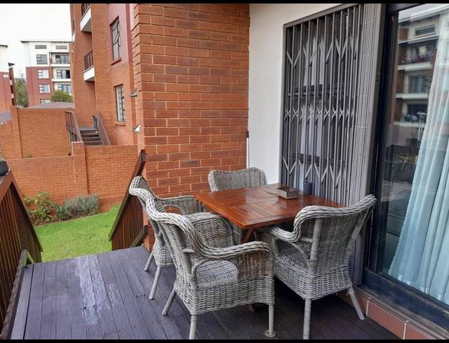 2 BEDROOM TOWNHOUSE FOR SALE IN STRELITZIA